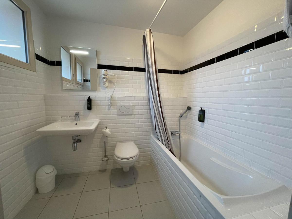 Logis Hotels - Le Belvedere - Hotel 2 Etoiles Et Restaurant Rocamadour Buitenkant foto