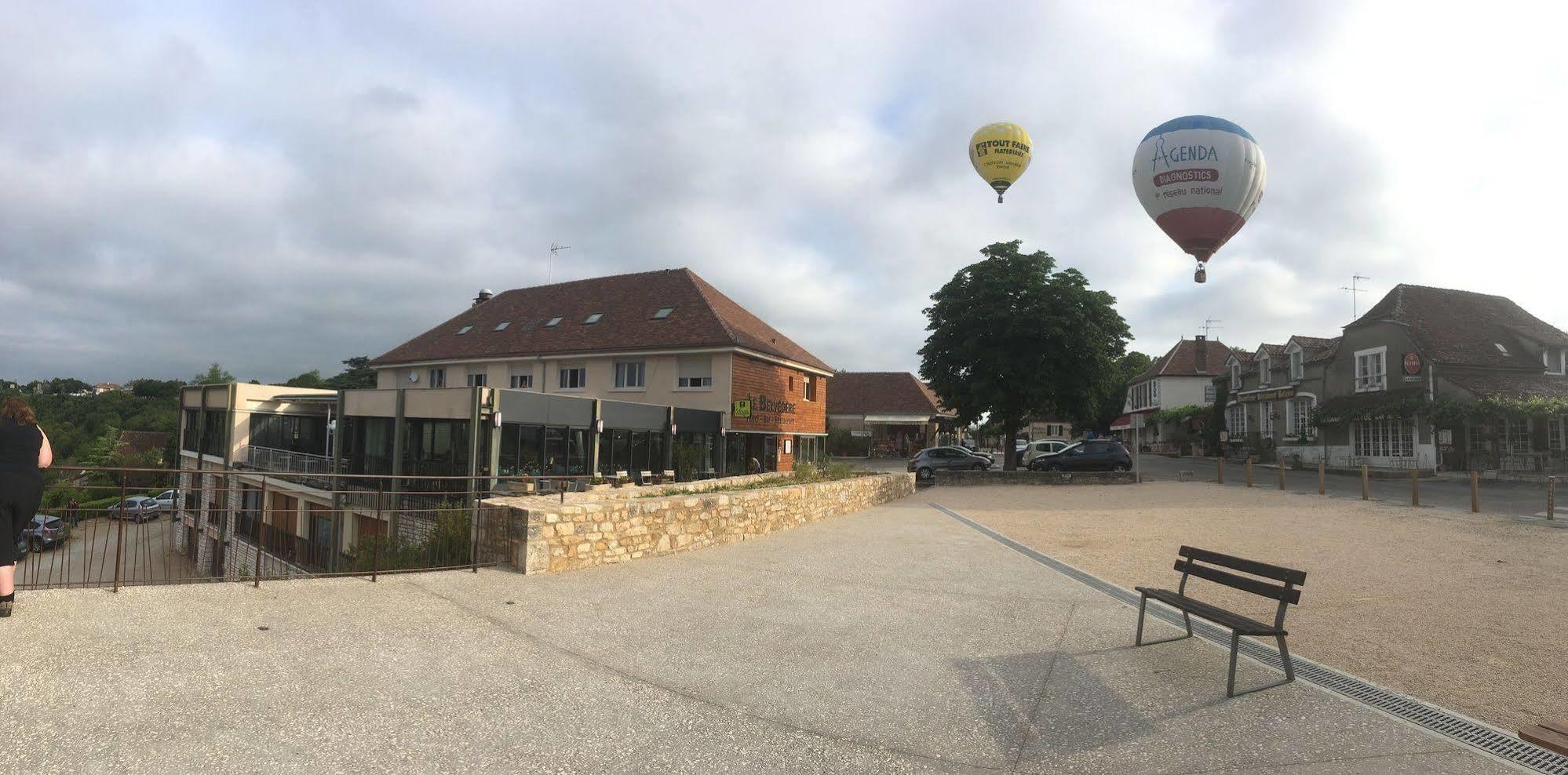 Logis Hotels - Le Belvedere - Hotel 2 Etoiles Et Restaurant Rocamadour Buitenkant foto